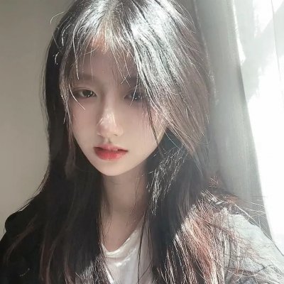 尤莉亚老师的红线